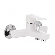 Смеситель для ванны PLAMIX Oscar-009 White (без шланга и лейки) (PM0025) Смеситель для ванны PLAMIX Oscar-009 White (без шланга и лейки) (PM0025)
