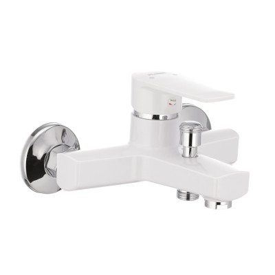 Смеситель для ванны PLAMIX Oscar-009 White (без шланга и лейки) (PM0025) Смеситель для ванны PLAMIX Oscar-009 White (без шланга и лейки) (PM0025)