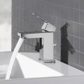 Змішувач для умивальника з дон. клапаном Grohe Eurocube (23127000) Змішувач для умивальника з дон. клапаном Grohe Eurocube (23127000)